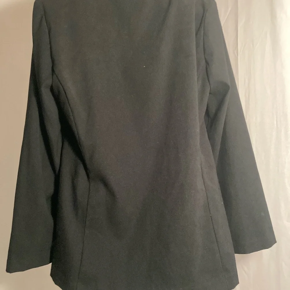 Helene blake embroidered top button down 14 w